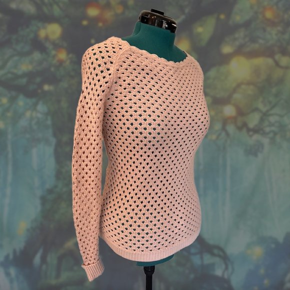 LOFT Sweaters - EUC Loft Scallop Neck Sweater sz XS